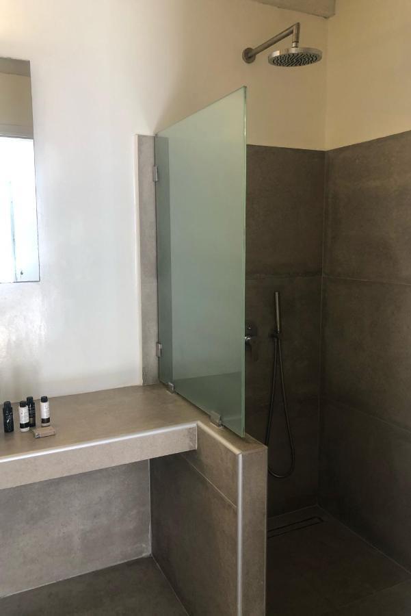 פריסה Thera Incognita Studios מראה חיצוני תמונה
